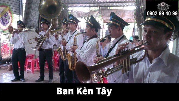 Ban nhạc trong lễ tang có cần thiết không?