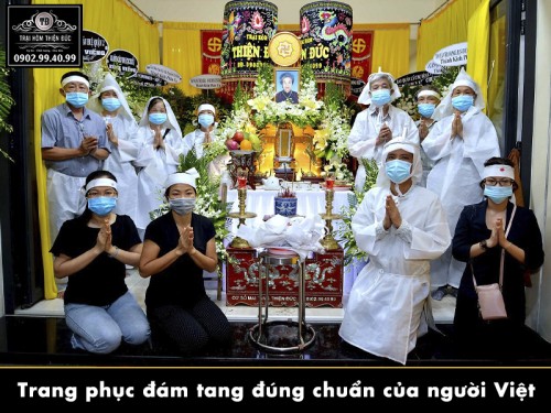 Trang phục đám tang đúng chuẩn của người Việt